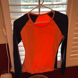 Athleta xs long sleeve work out shirt